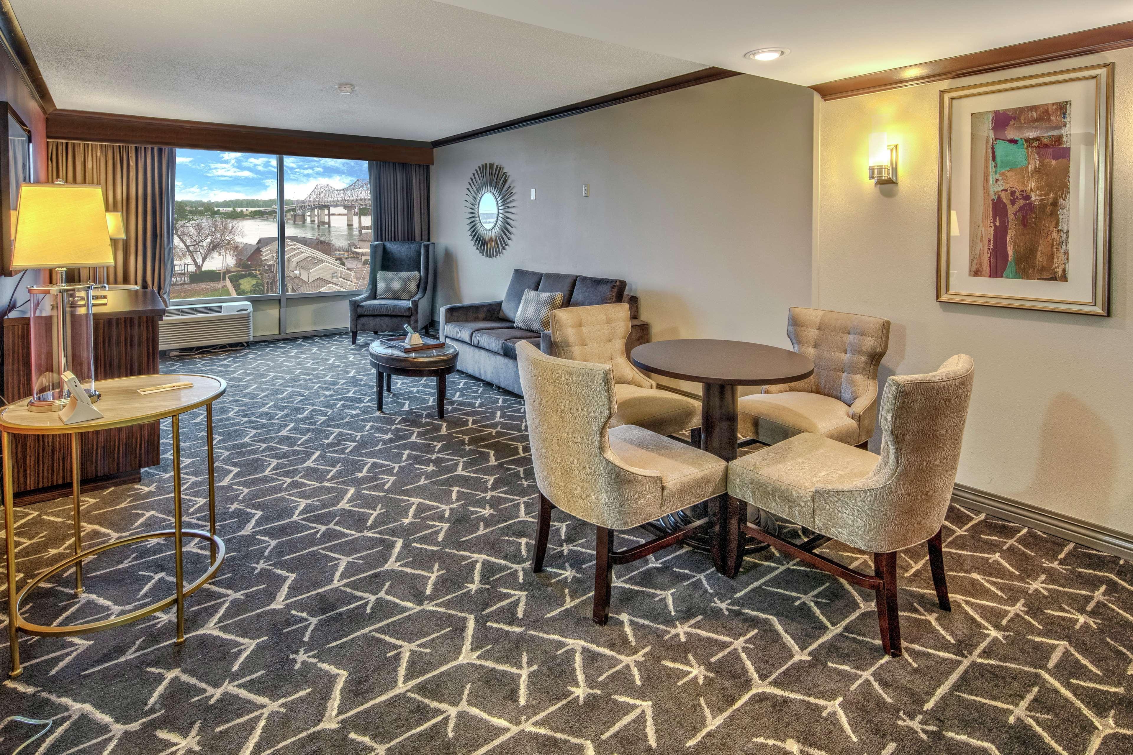 Doubletree By Hilton Decatur Riverfront Exteriér fotografie