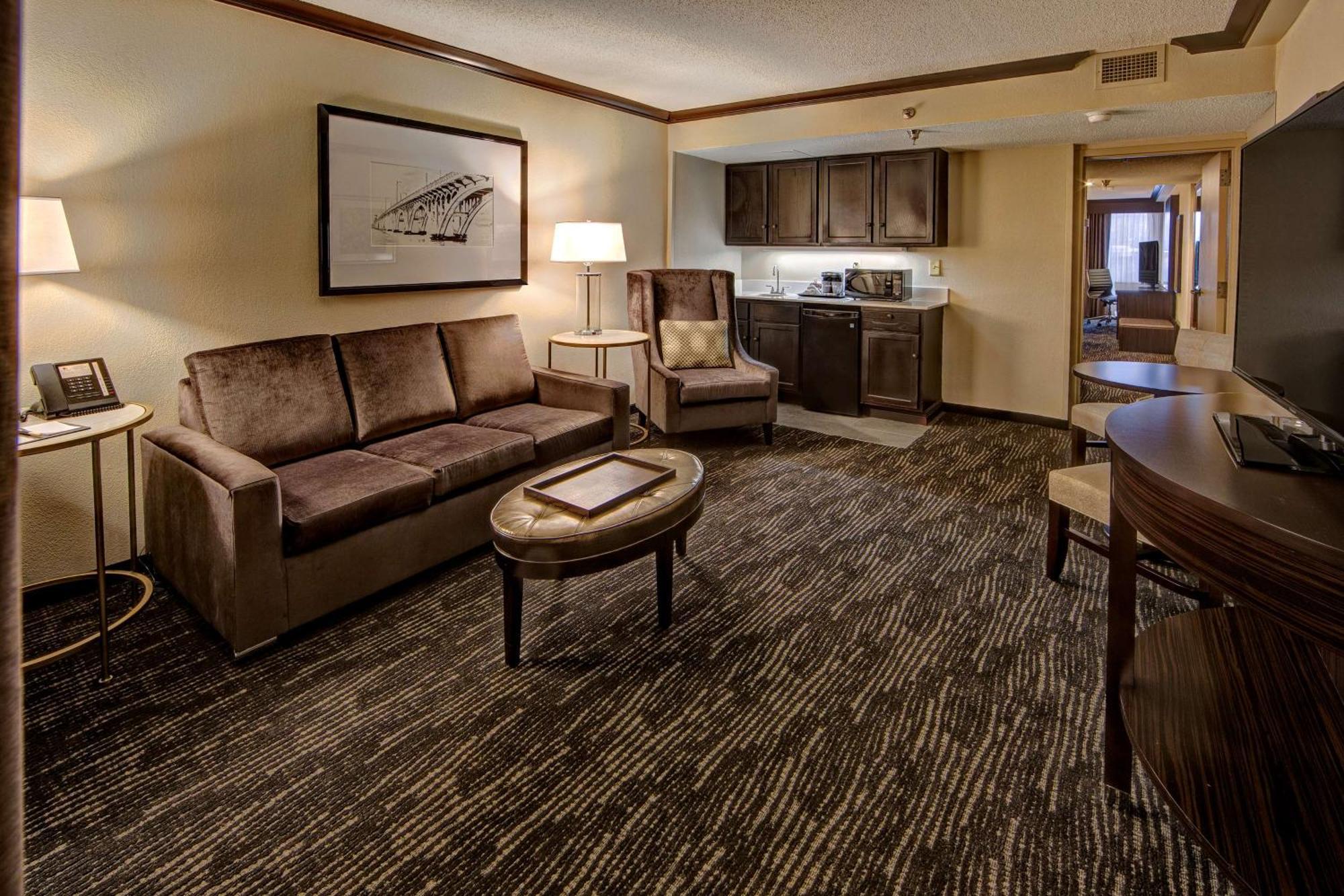 Doubletree By Hilton Decatur Riverfront Exteriér fotografie