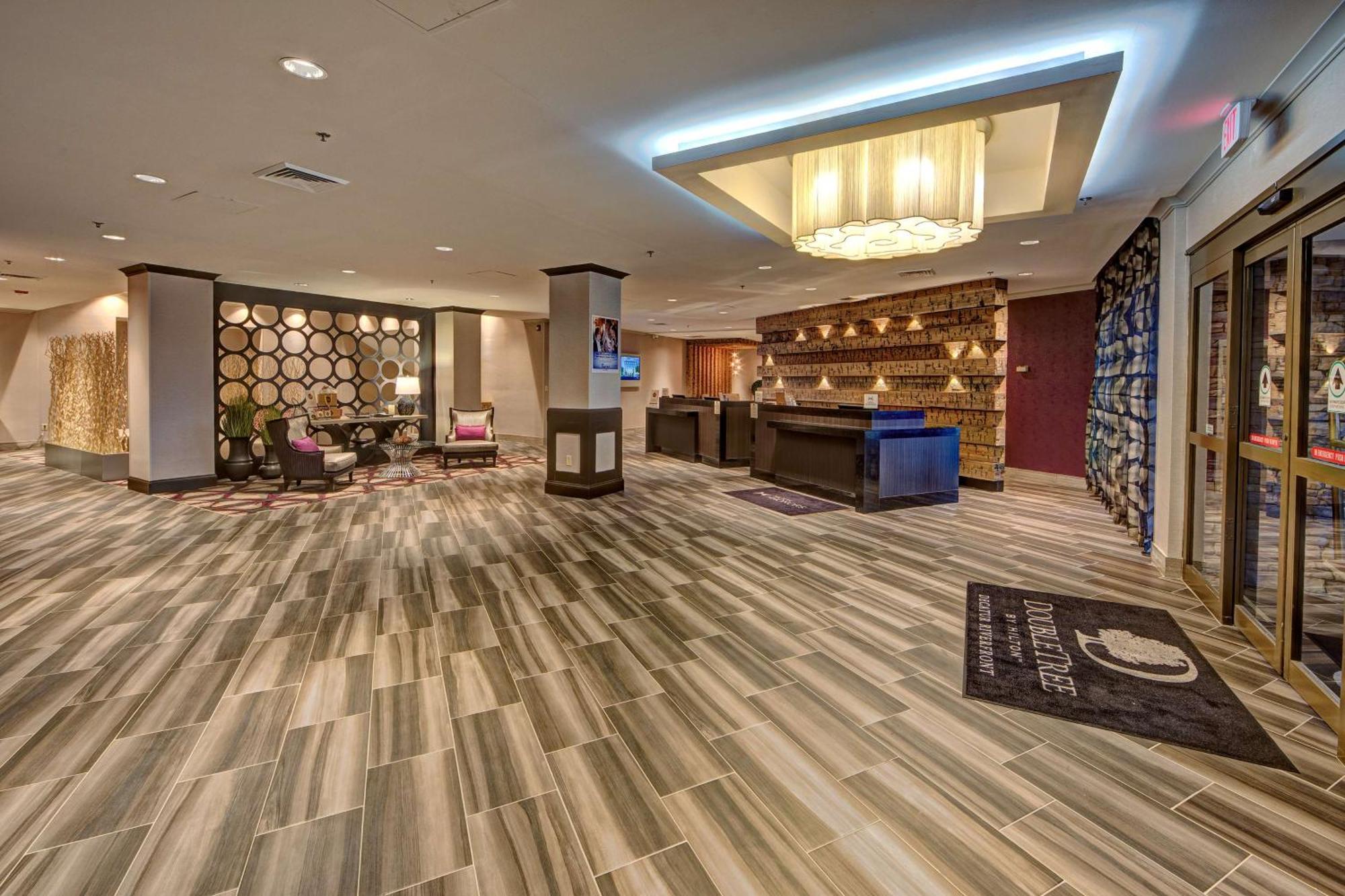 Doubletree By Hilton Decatur Riverfront Exteriér fotografie